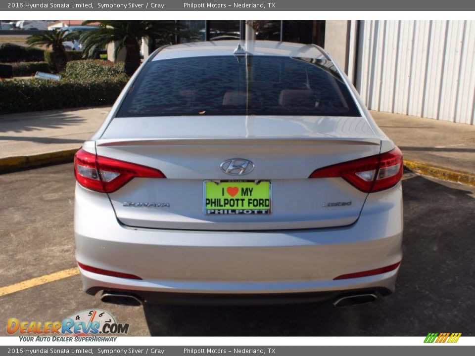 2016 Hyundai Sonata Limited Symphony Silver / Gray Photo #7
