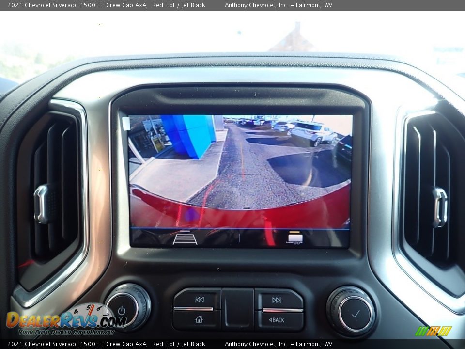 Controls of 2021 Chevrolet Silverado 1500 LT Crew Cab 4x4 Photo #17