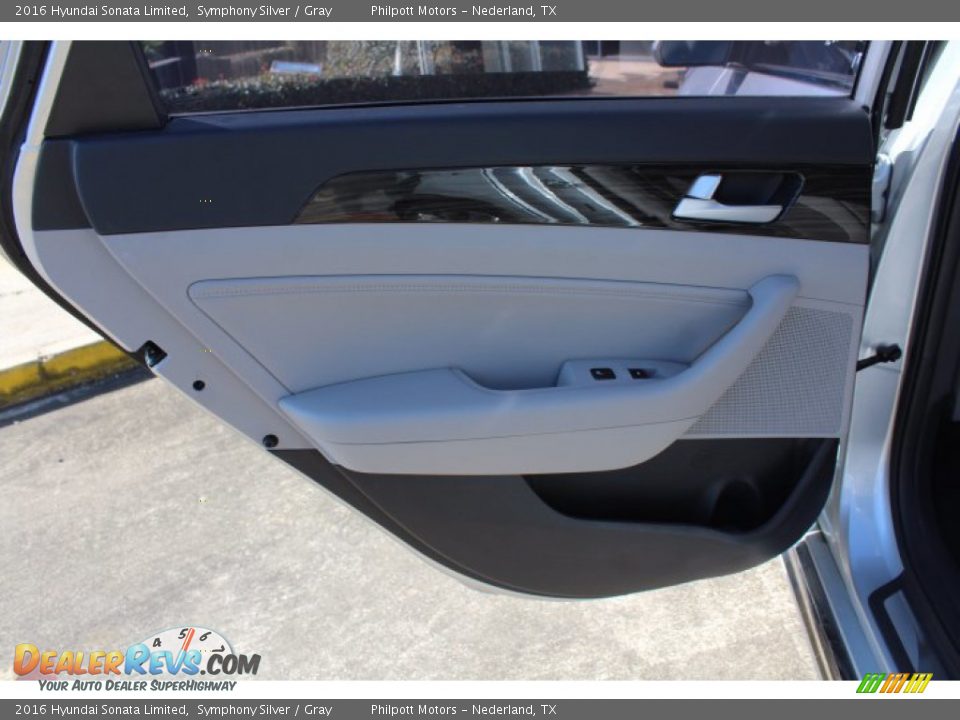 2016 Hyundai Sonata Limited Symphony Silver / Gray Photo #19