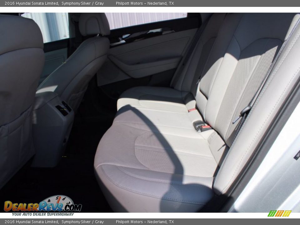 2016 Hyundai Sonata Limited Symphony Silver / Gray Photo #20