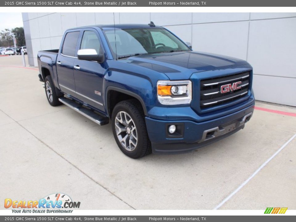 Front 3/4 View of 2015 GMC Sierra 1500 SLT Crew Cab 4x4 Photo #2