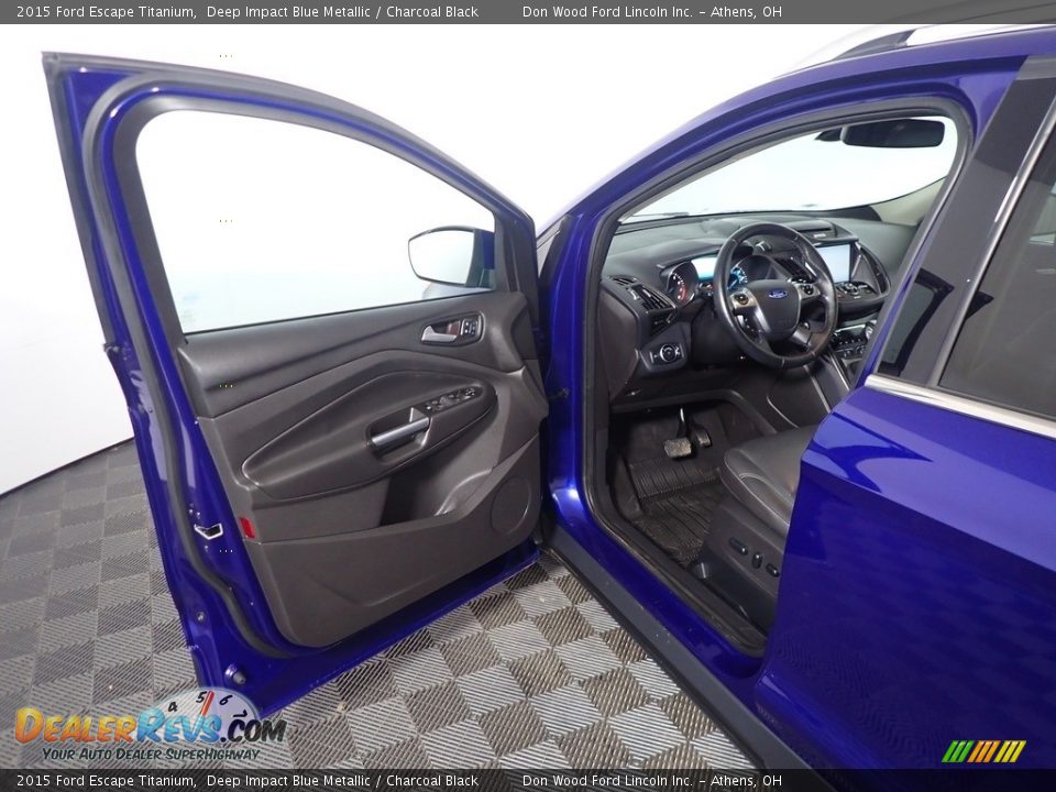 2015 Ford Escape Titanium Deep Impact Blue Metallic / Charcoal Black Photo #23