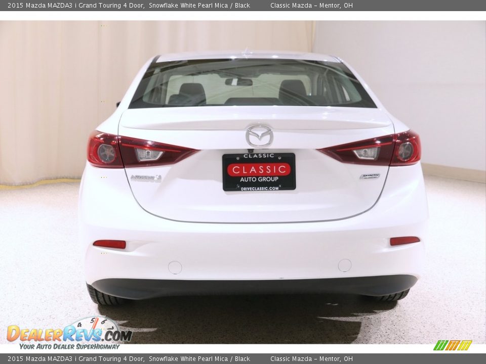 2015 Mazda MAZDA3 i Grand Touring 4 Door Snowflake White Pearl Mica / Black Photo #18