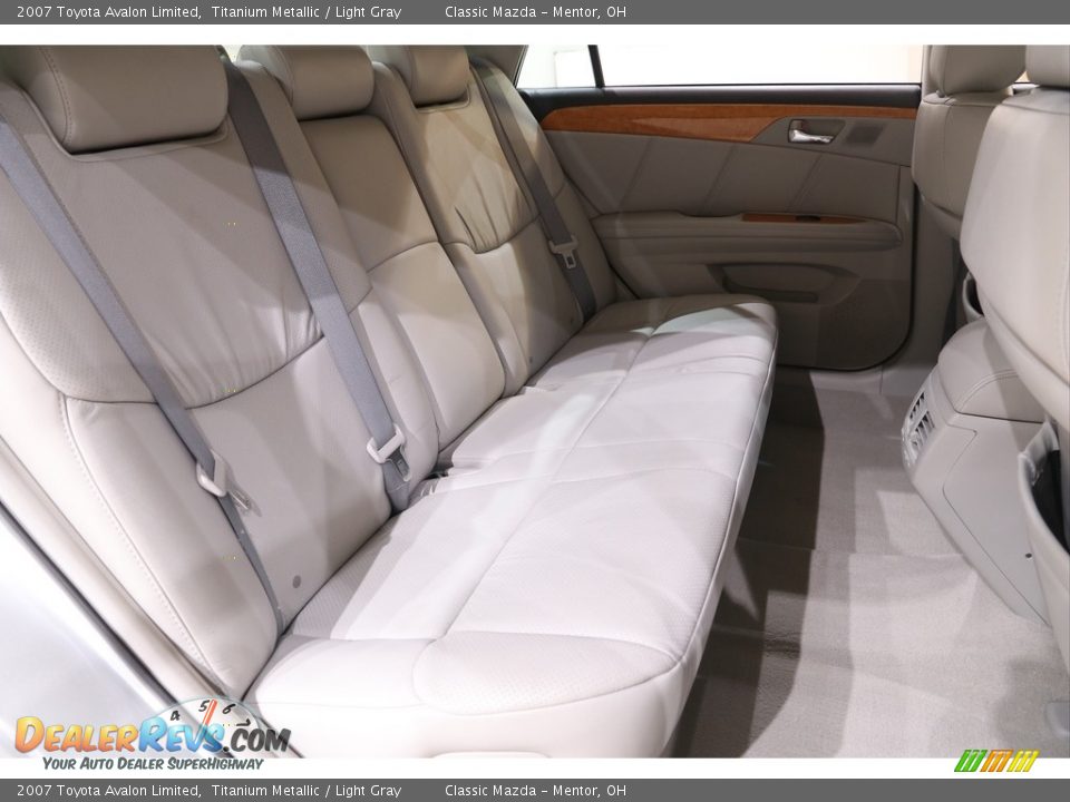 2007 Toyota Avalon Limited Titanium Metallic / Light Gray Photo #18