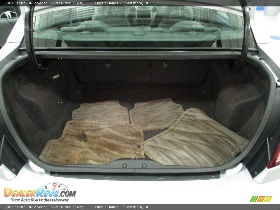 2004 Saturn ION 2 Sedan Silver Nickel / Grey Photo #14