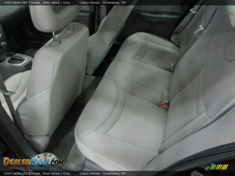 2004 Saturn ION 2 Sedan Silver Nickel / Grey Photo #23