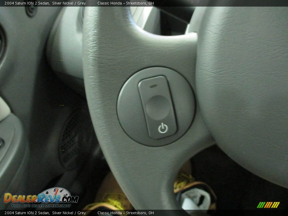 2004 Saturn ION 2 Sedan Silver Nickel / Grey Photo #28