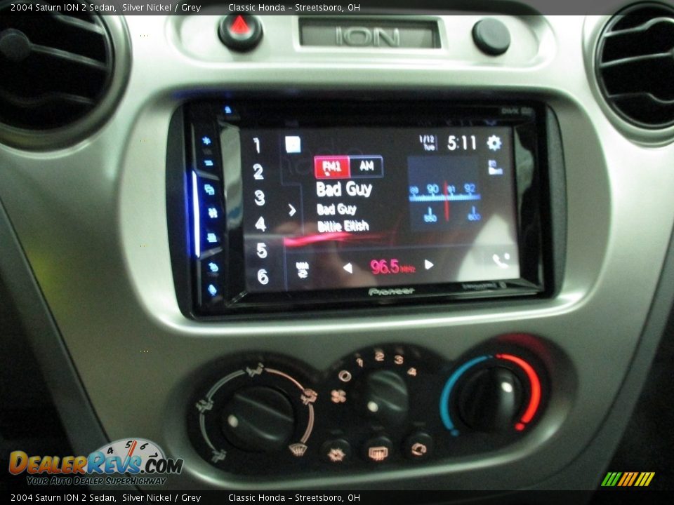 2004 Saturn ION 2 Sedan Silver Nickel / Grey Photo #31