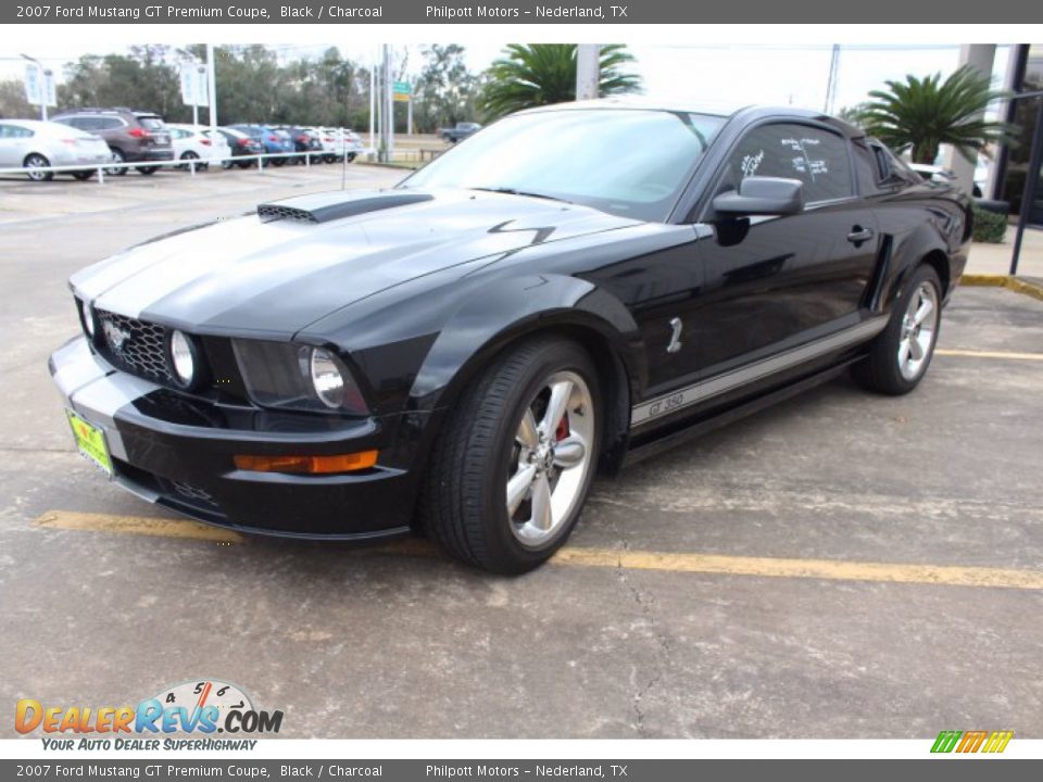 2007 Ford Mustang GT Premium Coupe Black / Charcoal Photo #4