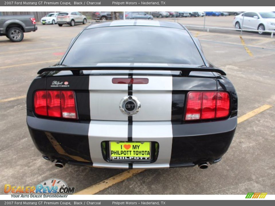 2007 Ford Mustang GT Premium Coupe Black / Charcoal Photo #7
