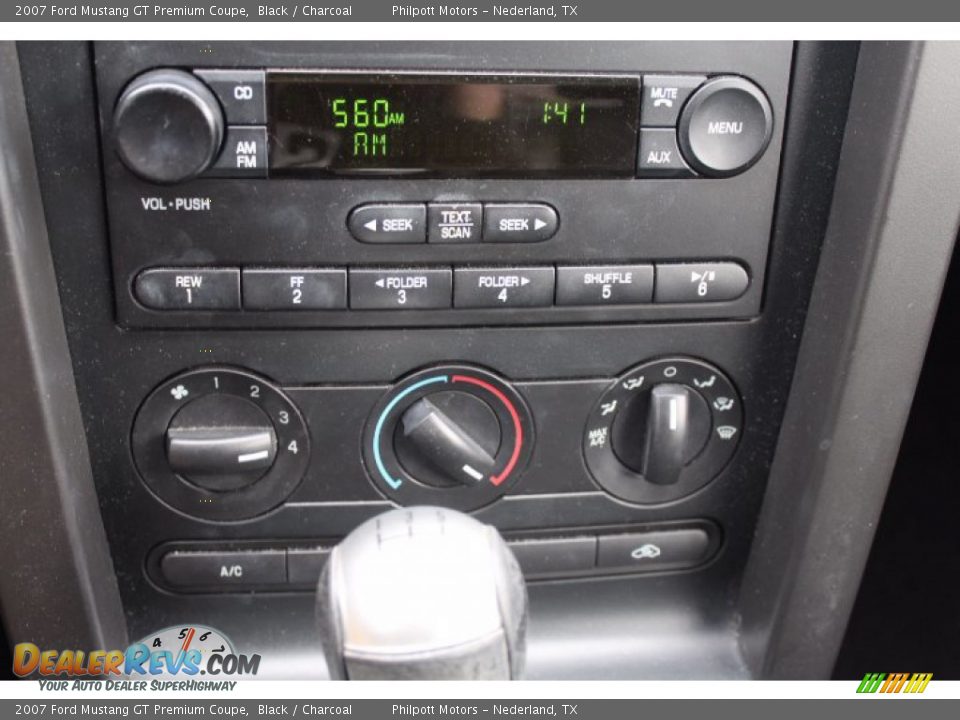 2007 Ford Mustang GT Premium Coupe Black / Charcoal Photo #13