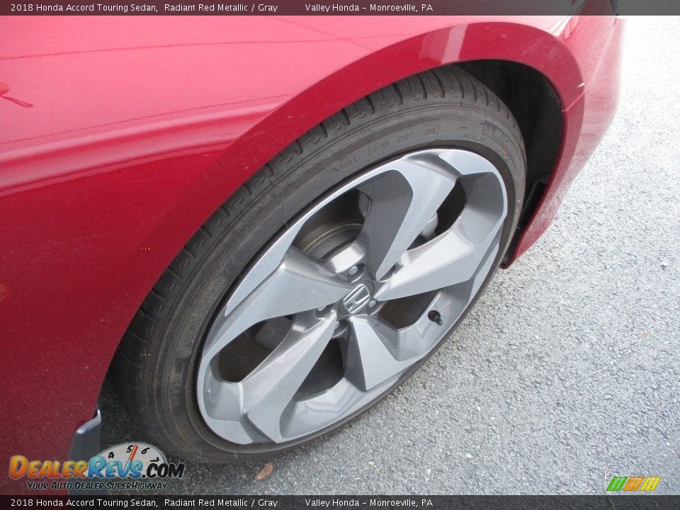 2018 Honda Accord Touring Sedan Radiant Red Metallic / Gray Photo #7