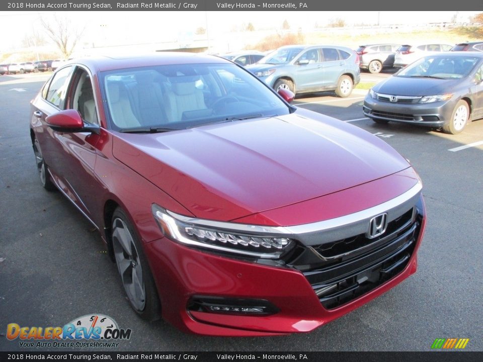 2018 Honda Accord Touring Sedan Radiant Red Metallic / Gray Photo #8