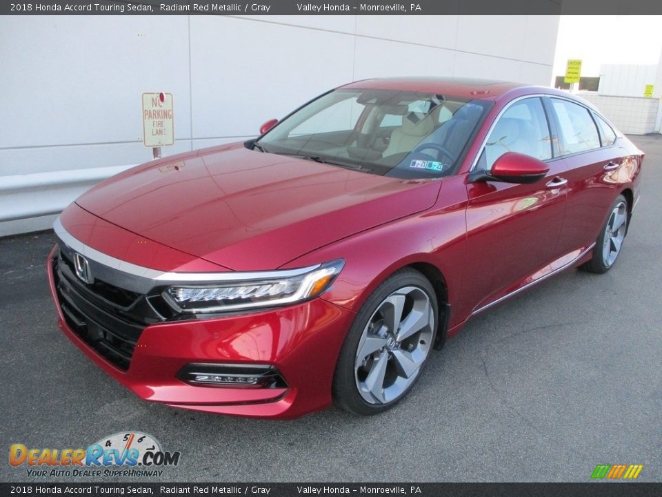 2018 Honda Accord Touring Sedan Radiant Red Metallic / Gray Photo #10