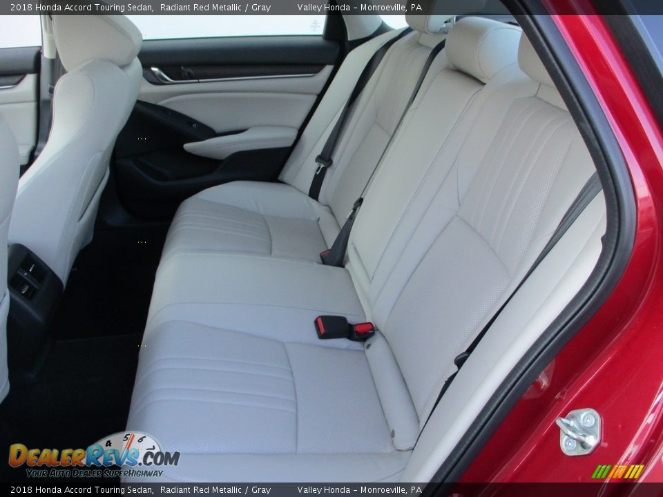 2018 Honda Accord Touring Sedan Radiant Red Metallic / Gray Photo #14