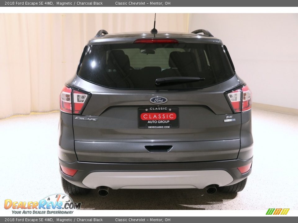 2018 Ford Escape SE 4WD Magnetic / Charcoal Black Photo #18