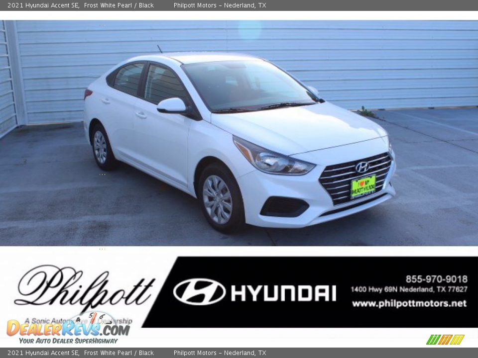 2021 Hyundai Accent SE Frost White Pearl / Black Photo #1