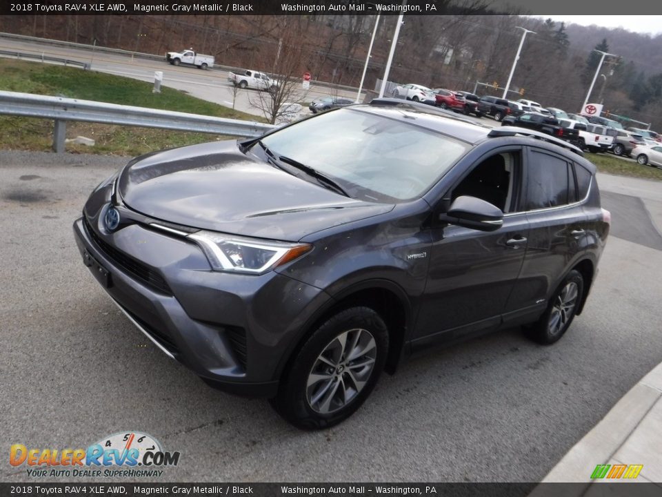 2018 Toyota RAV4 XLE AWD Magnetic Gray Metallic / Black Photo #10