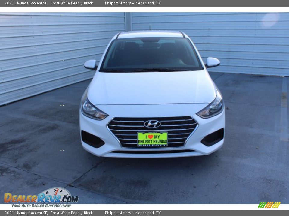 2021 Hyundai Accent SE Frost White Pearl / Black Photo #3