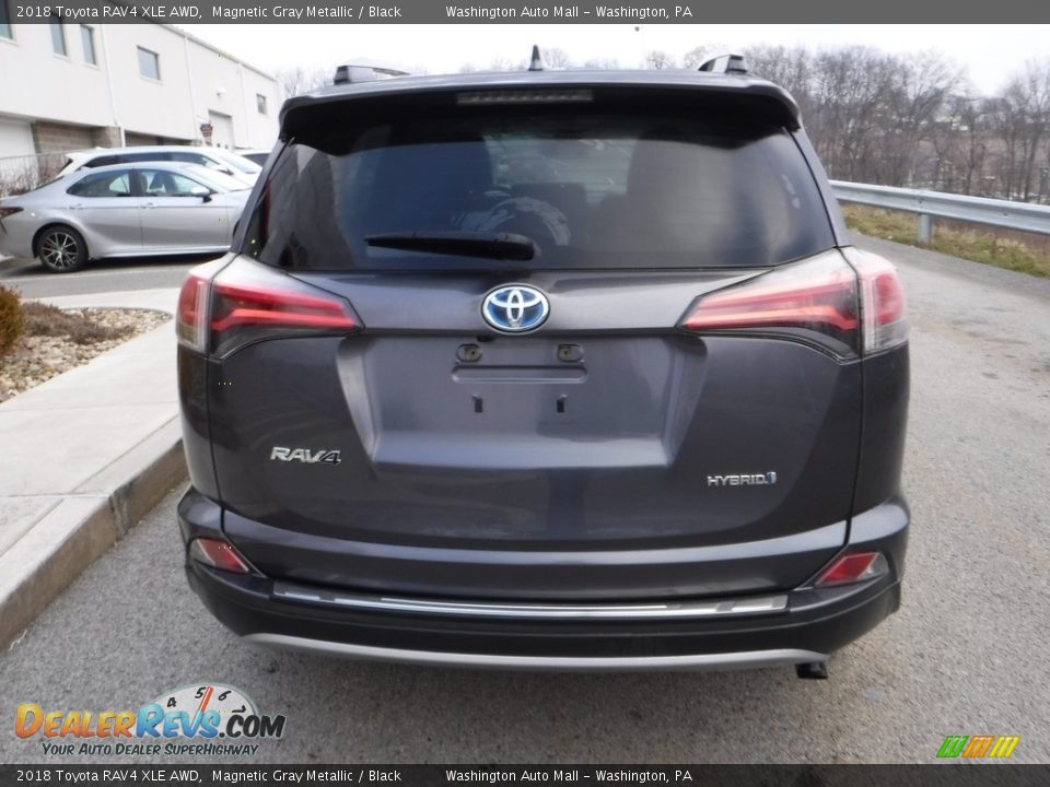 2018 Toyota RAV4 XLE AWD Magnetic Gray Metallic / Black Photo #13