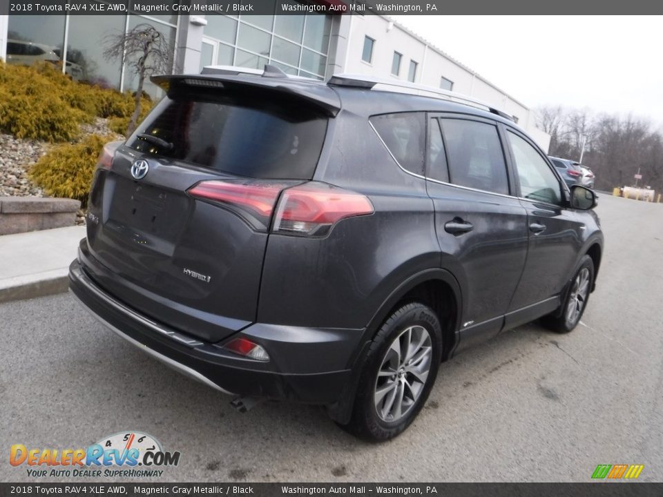 2018 Toyota RAV4 XLE AWD Magnetic Gray Metallic / Black Photo #14