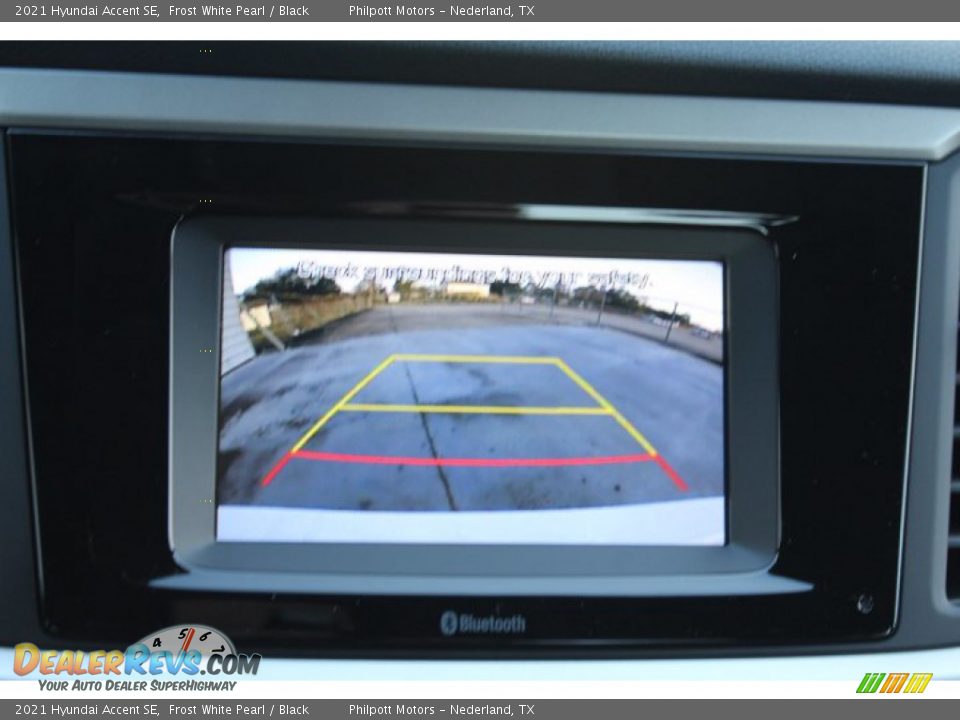 2021 Hyundai Accent SE Frost White Pearl / Black Photo #16