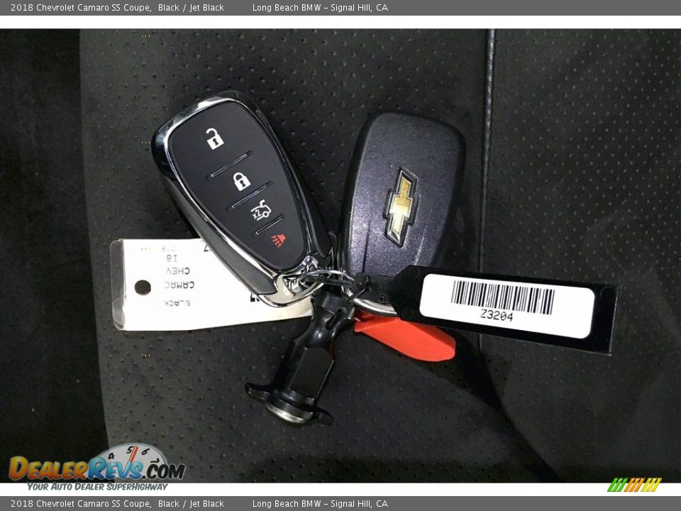 Keys of 2018 Chevrolet Camaro SS Coupe Photo #11