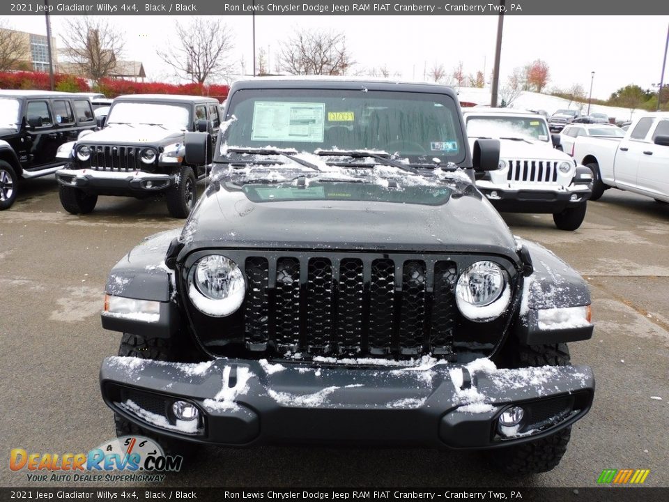 2021 Jeep Gladiator Willys 4x4 Black / Black Photo #2