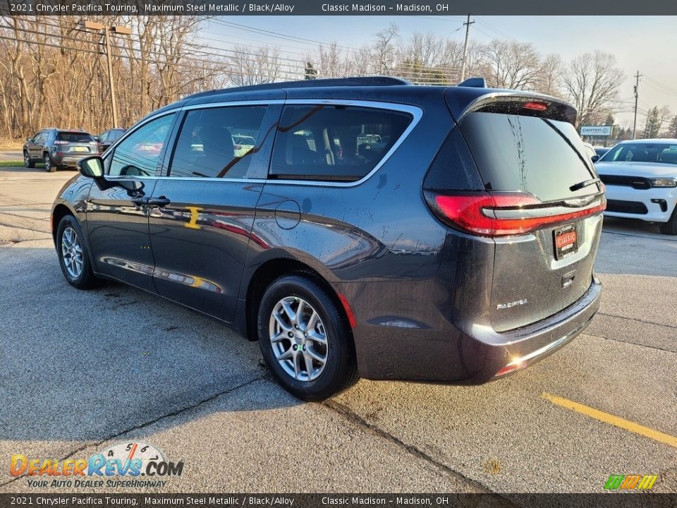 2021 Chrysler Pacifica Touring Maximum Steel Metallic / Black/Alloy Photo #11