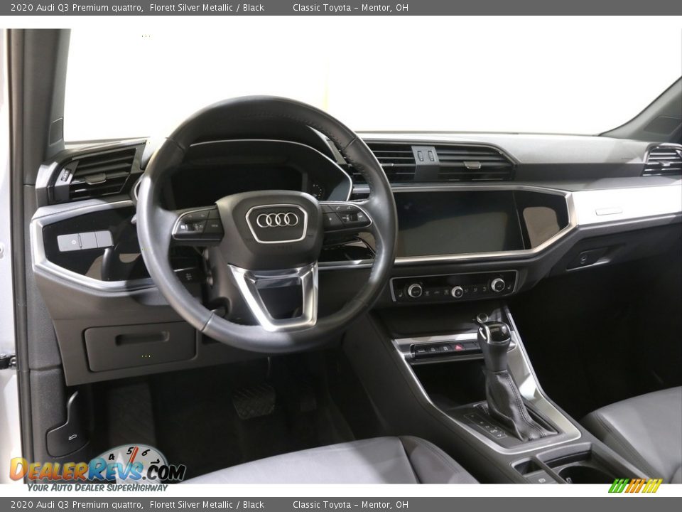 Dashboard of 2020 Audi Q3 Premium quattro Photo #6