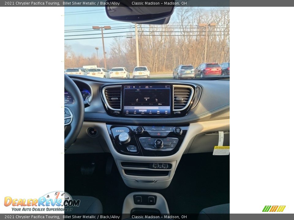 Controls of 2021 Chrysler Pacifica Touring Photo #8