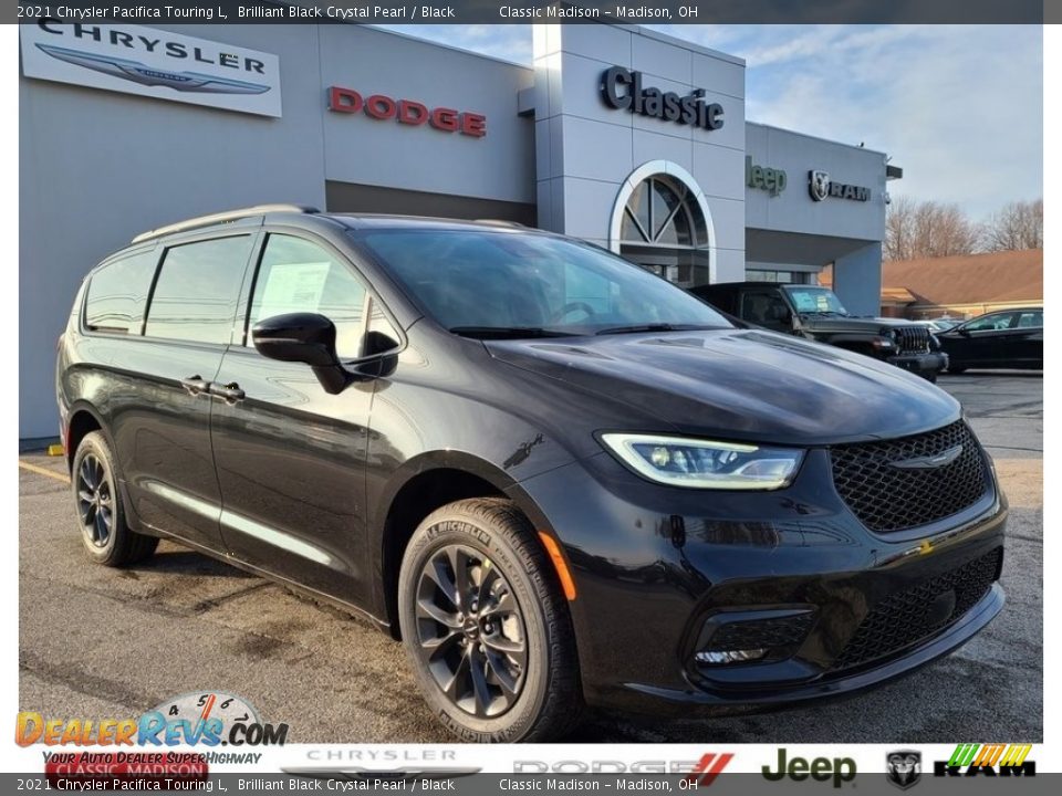 2021 Chrysler Pacifica Touring L Brilliant Black Crystal Pearl / Black Photo #1