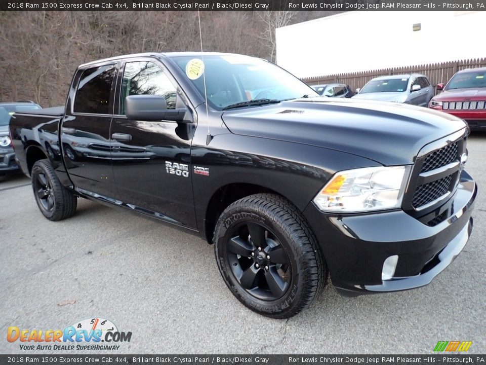 2018 Ram 1500 Express Crew Cab 4x4 Brilliant Black Crystal Pearl / Black/Diesel Gray Photo #8