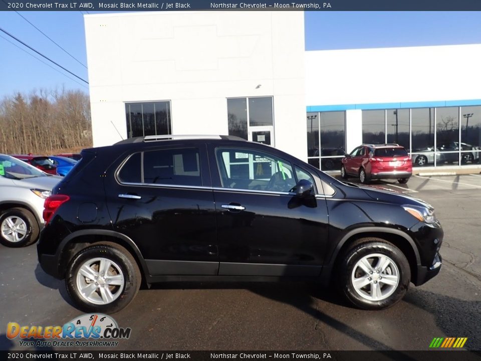 2020 Chevrolet Trax LT AWD Mosaic Black Metallic / Jet Black Photo #7