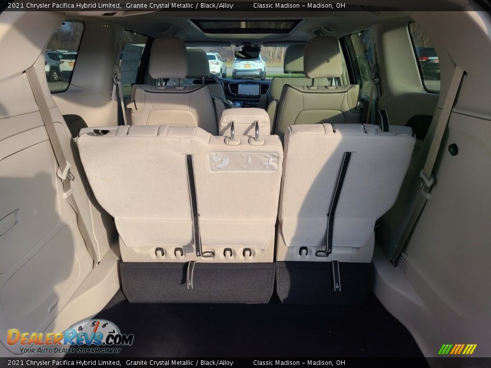 2021 Chrysler Pacifica Hybrid Limited Trunk Photo #13