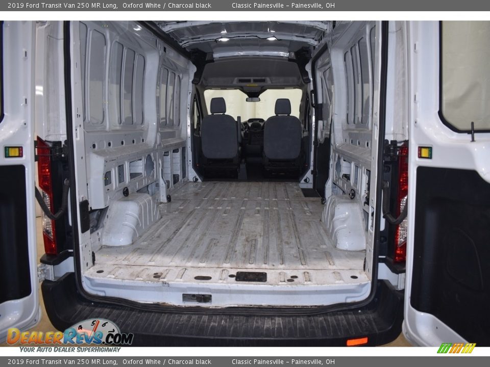 2019 Ford Transit Van 250 MR Long Oxford White / Charcoal black Photo #7