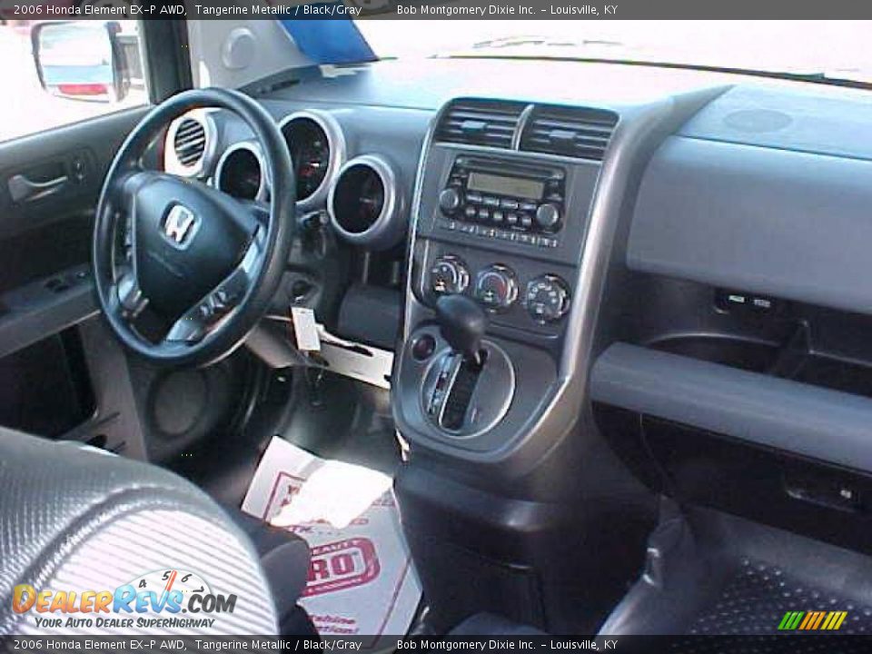 2006 Honda Element EX-P AWD Tangerine Metallic / Black/Gray Photo #12