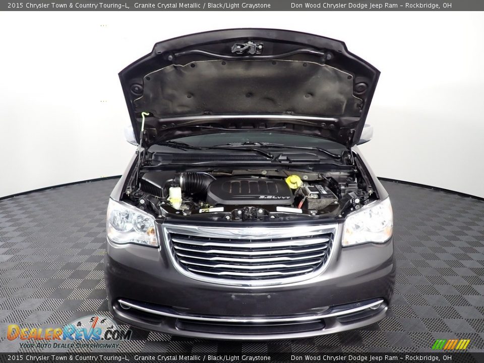 2015 Chrysler Town & Country Touring-L Granite Crystal Metallic / Black/Light Graystone Photo #7