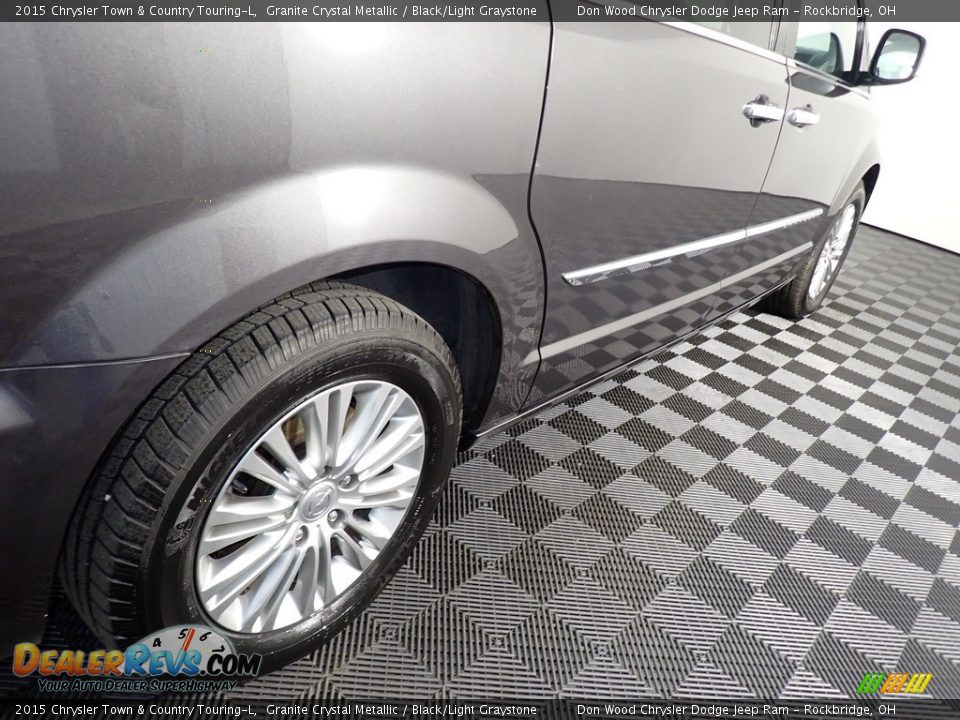 2015 Chrysler Town & Country Touring-L Granite Crystal Metallic / Black/Light Graystone Photo #20