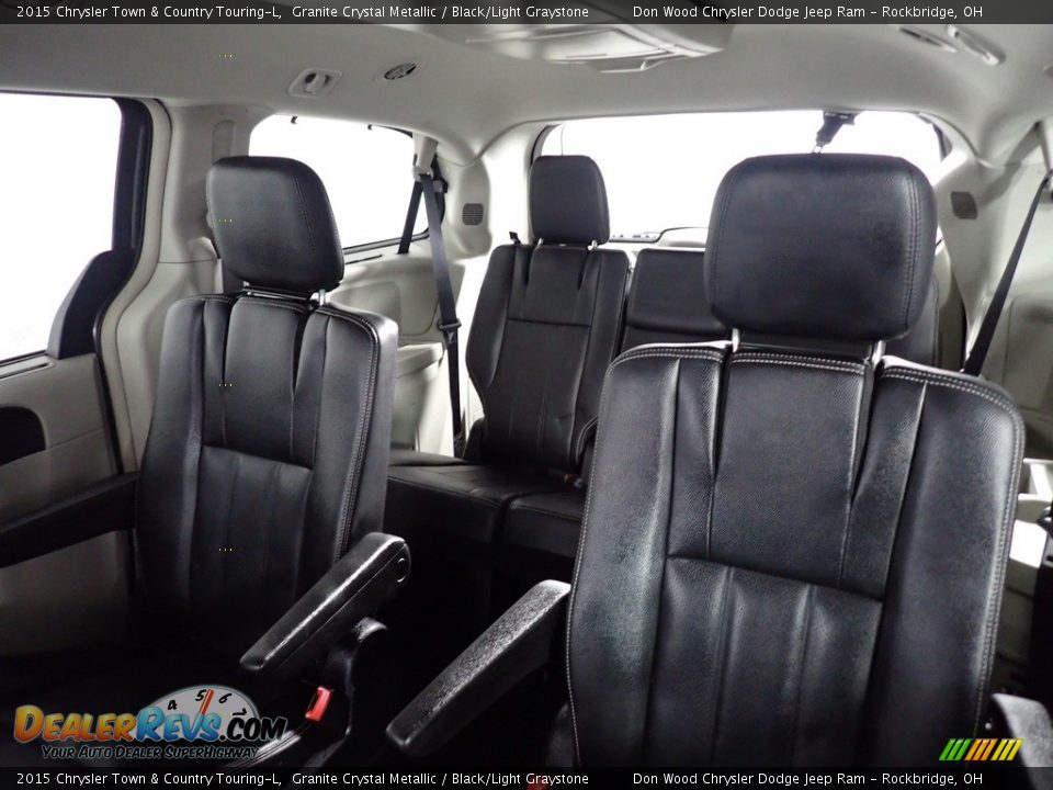 2015 Chrysler Town & Country Touring-L Granite Crystal Metallic / Black/Light Graystone Photo #27