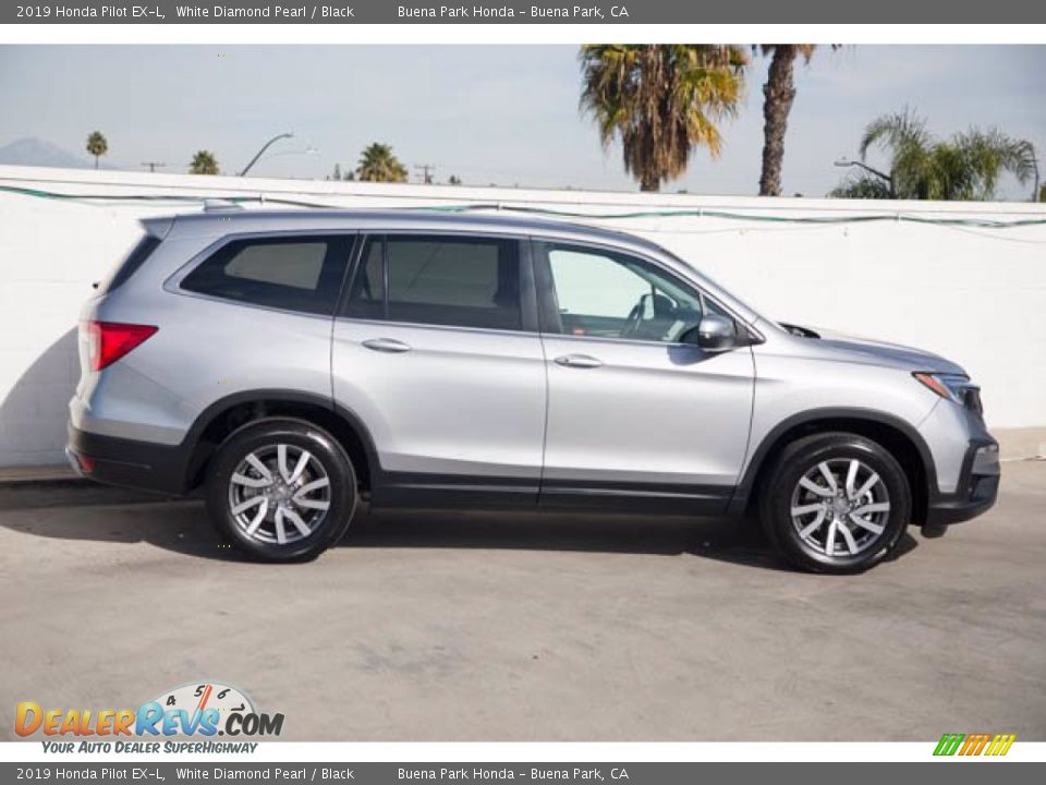 2019 Honda Pilot EX-L White Diamond Pearl / Black Photo #12