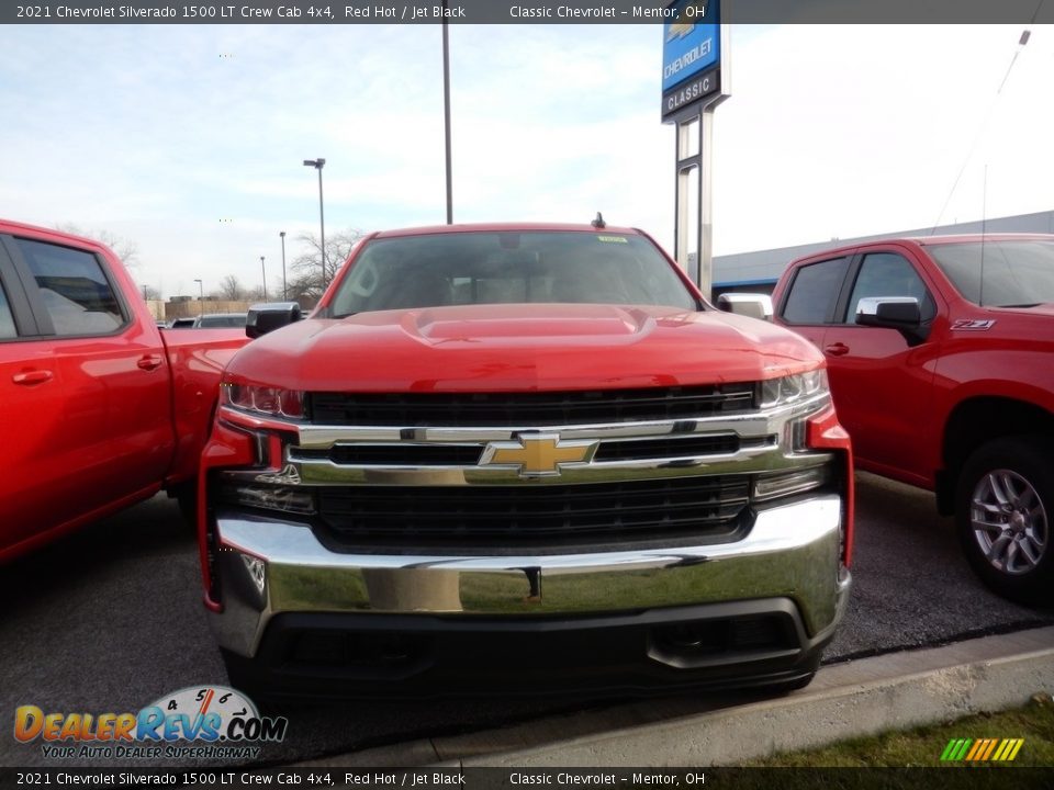 2021 Chevrolet Silverado 1500 LT Crew Cab 4x4 Red Hot / Jet Black Photo #2