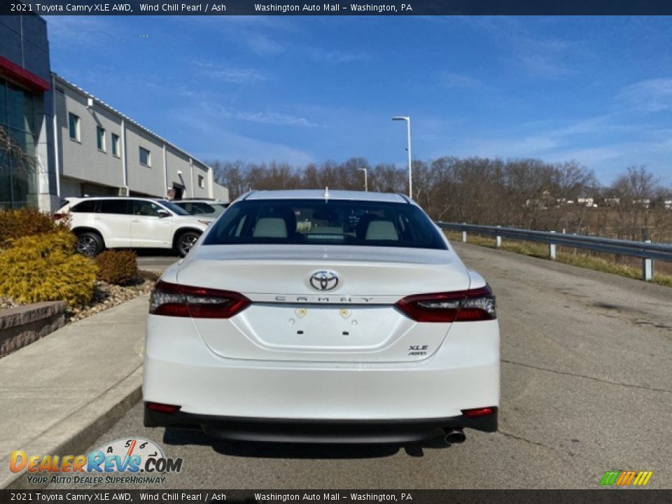 2021 Toyota Camry XLE AWD Wind Chill Pearl / Ash Photo #14