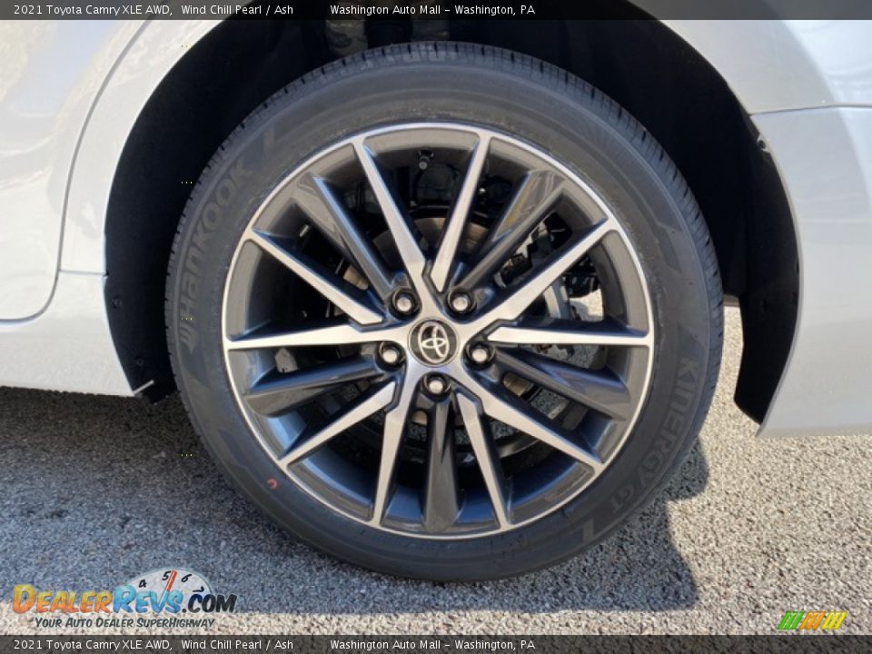 2021 Toyota Camry XLE AWD Wind Chill Pearl / Ash Photo #30