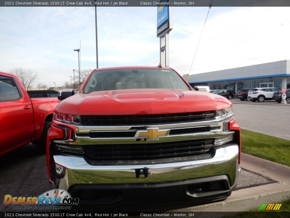 2021 Chevrolet Silverado 1500 LT Crew Cab 4x4 Red Hot / Jet Black Photo #2