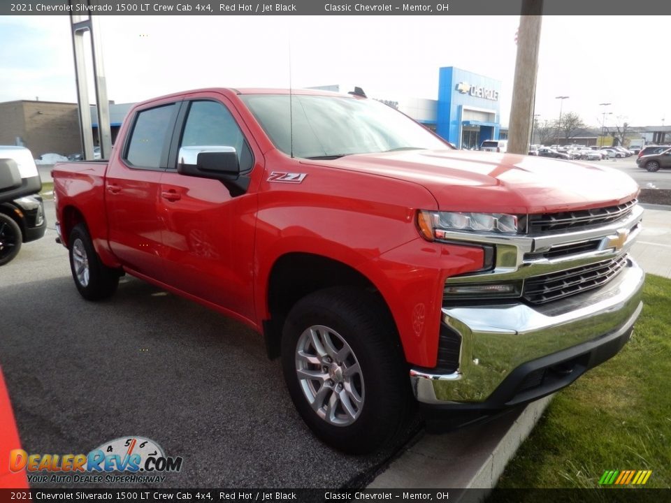 2021 Chevrolet Silverado 1500 LT Crew Cab 4x4 Red Hot / Jet Black Photo #3