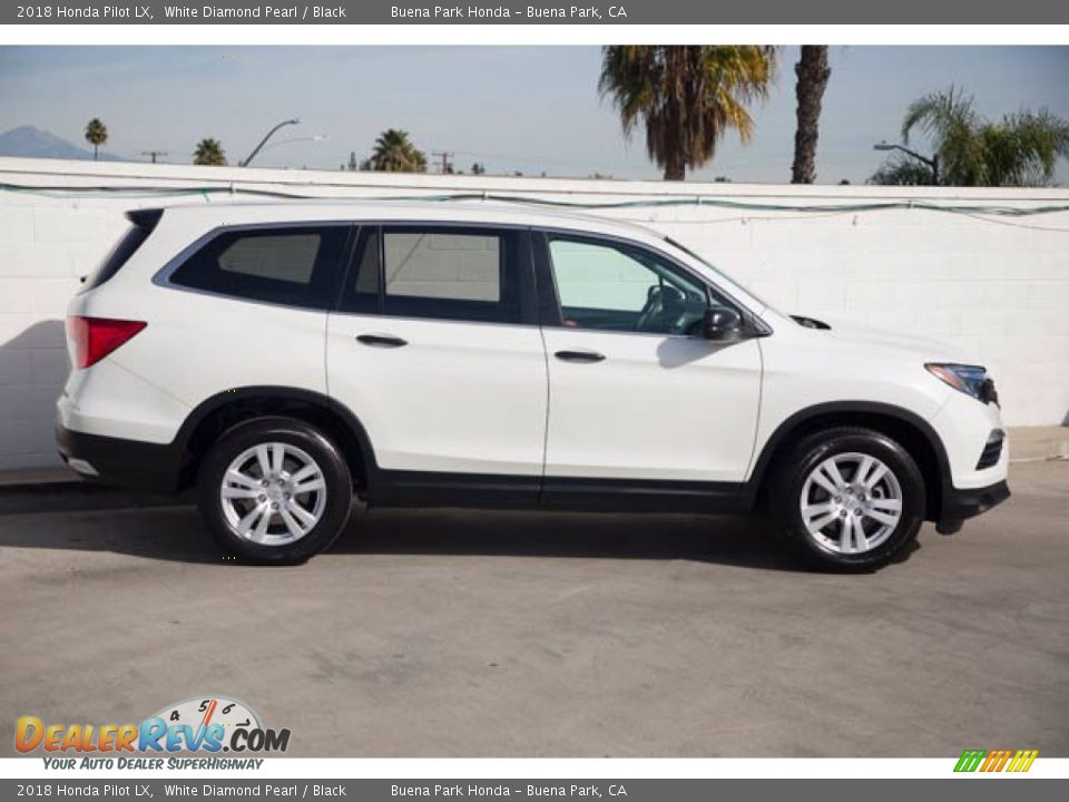 2018 Honda Pilot LX White Diamond Pearl / Black Photo #12