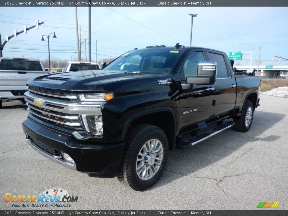 Front 3/4 View of 2021 Chevrolet Silverado 2500HD High Country Crew Cab 4x4 Photo #1