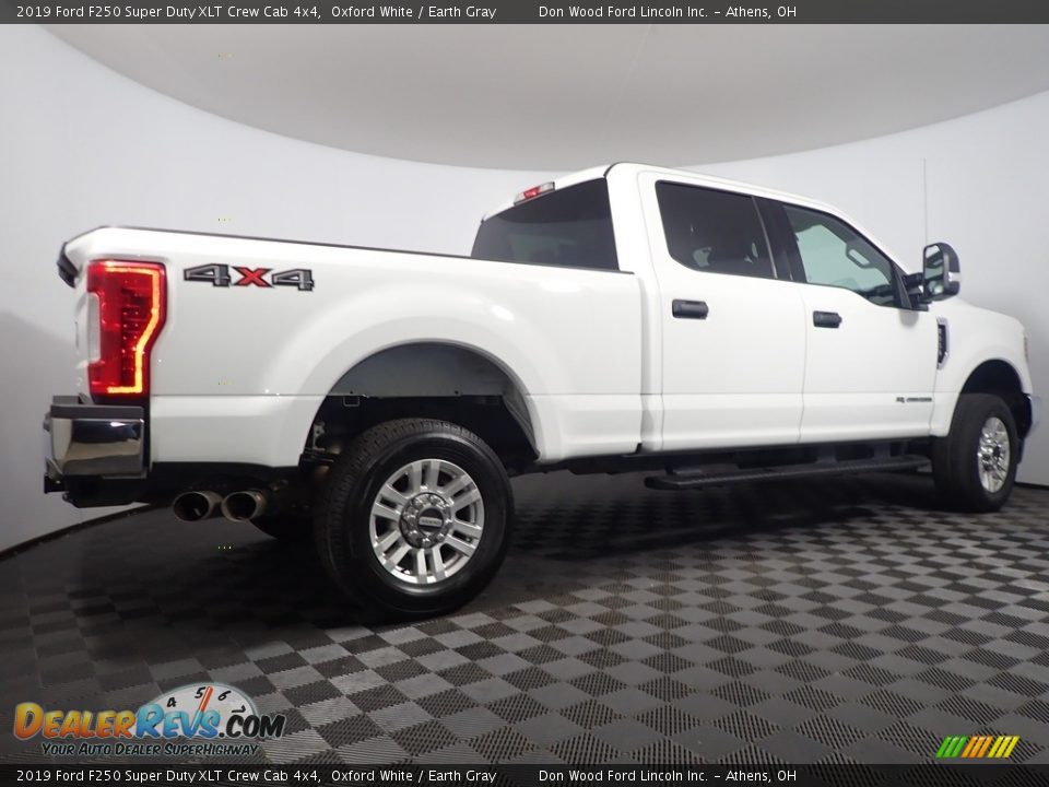 2019 Ford F250 Super Duty XLT Crew Cab 4x4 Oxford White / Earth Gray Photo #14