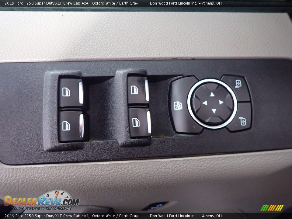 2019 Ford F250 Super Duty XLT Crew Cab 4x4 Oxford White / Earth Gray Photo #20